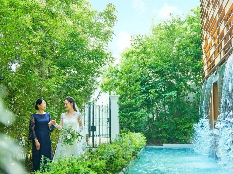 純白とクラシカル、そして豊かな自然と開放感。