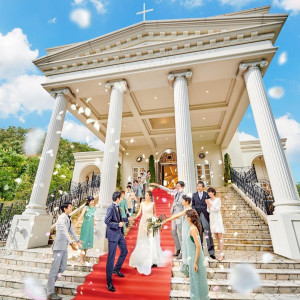 【月イチBIG】挙式＆大階段セレモニー×豪華試食×最大150万優待