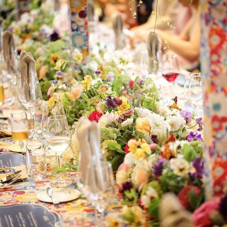 色とりどりの装花で明るく楽しいパーティーにしよう！|ニーズ八王子 by T&G WEDDING(旧 ヒルサイドクラブ迎賓館 八王子)の写真(1037601)