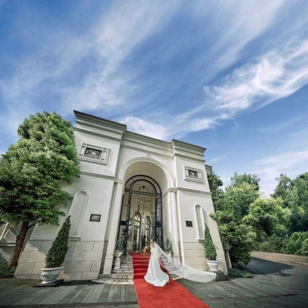 "駅徒歩30秒"の好立地