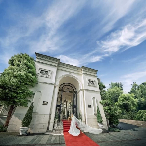 "駅徒歩30秒"の好立地