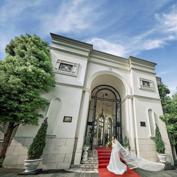 "駅徒歩30秒"の好立地