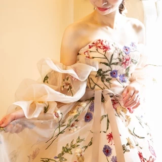 新作ドレスも多数ございます！