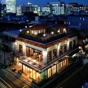 一軒家レストラン【エトゥルスキ】ライトアップされた幻想的な空間|南青山ル・アンジェ教会の写真(53322889)