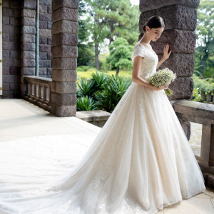シーズントレンドを反映した新作も取り揃え【TAKAMI BRIDAL】|南青山ル・アンジェ教会の写真(53430641)