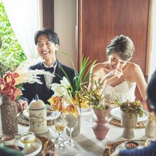 ドレス姿をより一層美しく魅せるアクセサリー＆小物は、花嫁自身の魅力を最大限に輝かせるヘアメイク