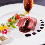 新郎新婦様へコース料理プレゼント！撮影後にお食事をお楽しみ下さい