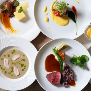 【音羽ノ森の料理】フェアの試食では、”食の音羽”と愛されるホテのメレストランにてシェフ厳選の信州食材や旬の野菜をふんだんに使った”特別フレンチ”の無料試食をご案内。|旧軽井沢礼拝堂 旧軽井沢ホテル音羽ノ森の写真(44596732)