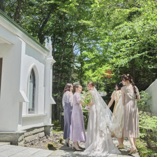＼憧れ森の結婚式／クラシカル空間＆贅沢フレンチ＊交通費1万優待