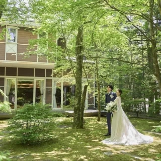 GW特典＼交通費優待で軽井沢／森の感動挙式＆季節のフレンチ