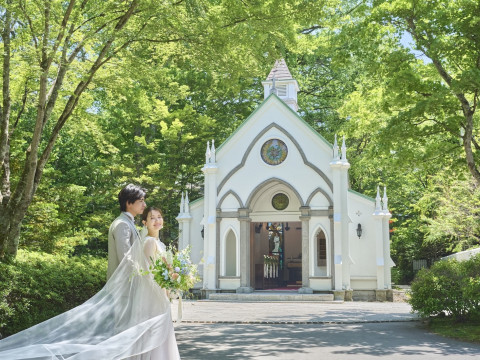 旧軽井沢礼拝堂 旧軽井沢ホテル音羽ノ森の結婚式｜特徴と口コミを