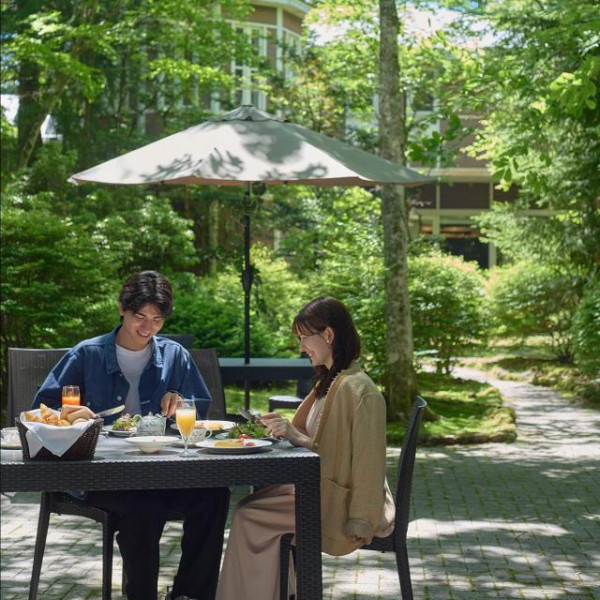 食事（ランチ・ディナーはご要望に合わせて）もオプションでご用意