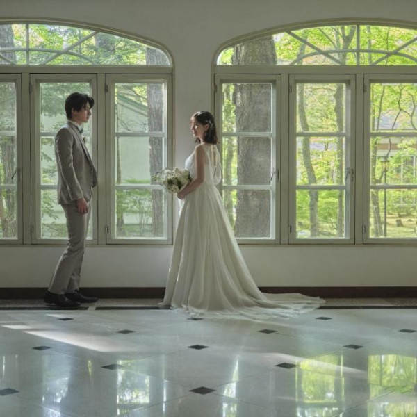 自然に包まれた森のチャペル挙式