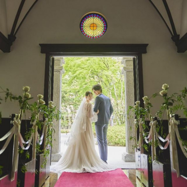 自然に包まれた森のチャペル挙式