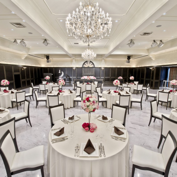 披露宴会場 「ルシオール」最大120名まで収容が可能|グランラセーレ八重垣の写真(701244)