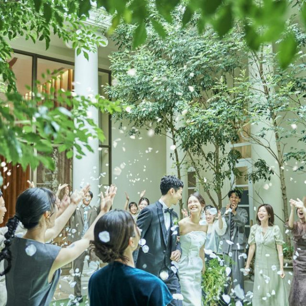 公式HPからのご予約でカタログギフトプレゼント