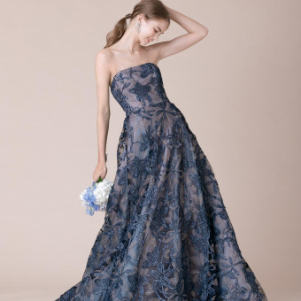 選んだドレスに小物やシューズなどトータルのコーディネートをご提案