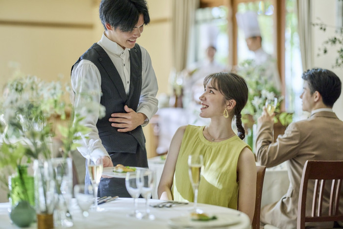 見た目も美しく、運ばれた瞬間に心がときめき、食べてさらに感動できる料理をお届けします。