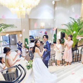 【会場リニューアル記念★最大100万ご優待】挙式料10万＋ドレス15万相当＋人気演出など人数・シーズ