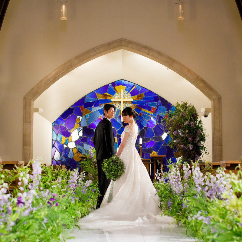 交通局前駅のチャペルが自慢の結婚式場特集