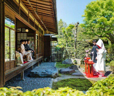 桜鶴苑オリジナル庭園人前式~桜祝言~