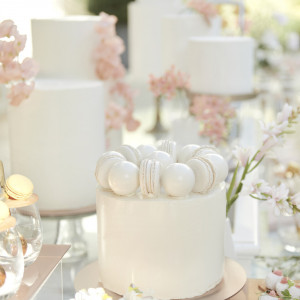 結婚式のコンセプトに合わせて、ケーキのデザインやスイーツブッフェのテーマもプロが提案してくれる。|北山迎賓館（京都）の写真(38112083)