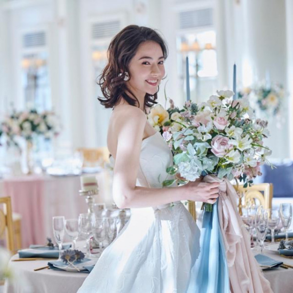 ドレスのラインナップは2000着以上！