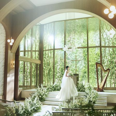 温かな光が降り注ぐ木の温もり感じる新しいチャペル|ニーズ京都北山 by T&G WEDDINGの写真(64377203)