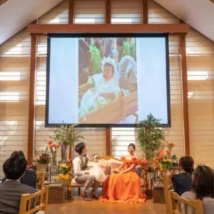 マタニティにも優しい会場。スクリーンの大きさは変更できます。|VILLA de ESPOIR  ～エスポワール～の写真(56631907)