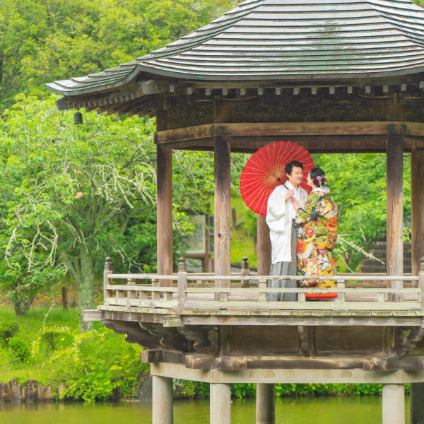 結婚の記念としてはもちろんのこと前撮り撮影としても人気結婚式の招待状やウエルカムボードに◎