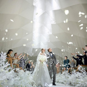 一度は見たい【幻想的チャペル×アート空間】3.5万コース試食