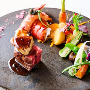 ギフト券1万円《とろける黒毛和牛・フォアグラ・オマール海老》贅沢試食