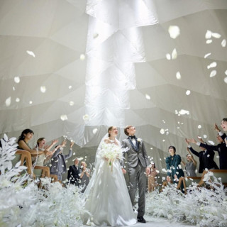 一度は見たい【幻想的チャペル×アート空間】3.5万コース試食