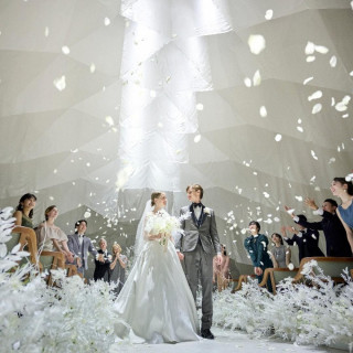 【初めてでも安心】感動チャペル体験×ドレス×無料試食《ギフト1万円》