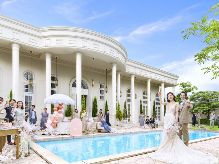 誰もがこころときめくプール付きプライベートガーデン