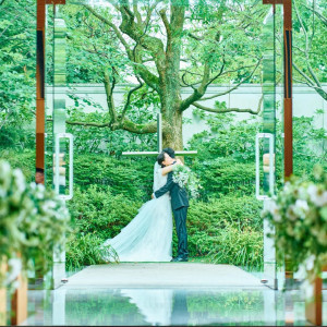 自然あふれるチャペル|ガーデンヒルズ迎賓館（大宮）/テイクアンドギヴ・ニーズウェディングの写真(56466755)