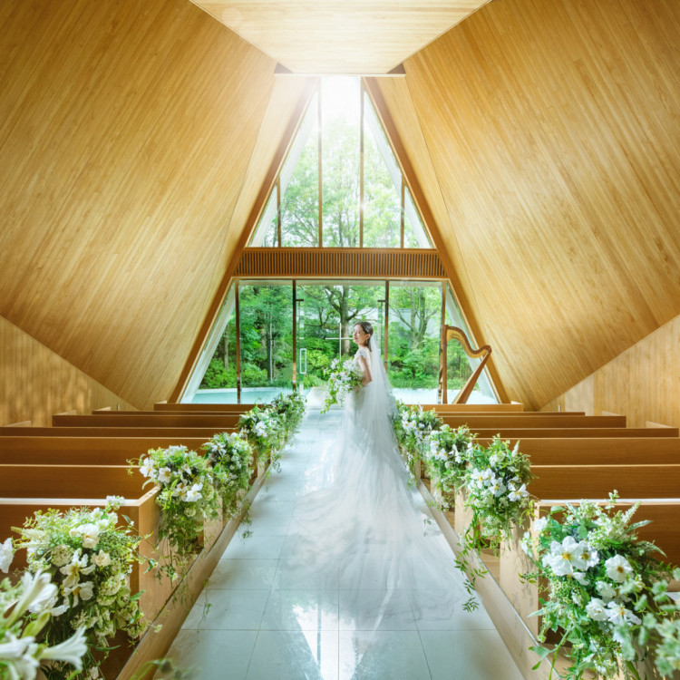 挙式会場（チャペル）・披露宴会場 | ガーデンヒルズ迎賓館（大宮