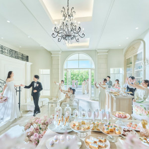 【階段入場も！】会場前室にも貸切のパーティ空間でリラックスできる一日|アニヴェルセル 長野の写真(54946849)