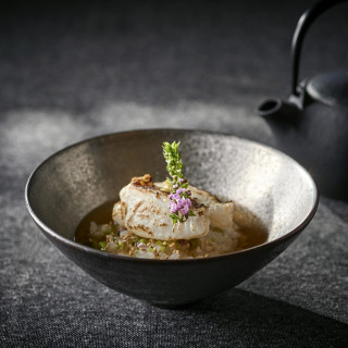 フレンチでありながら和テイストを大切にしたメニューを展開。日本人が食べやすいよう工夫。