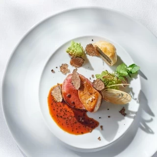 【料理*クチコミ1位】和牛フィレ×トリュフ*シェフの料理演出体験付き！