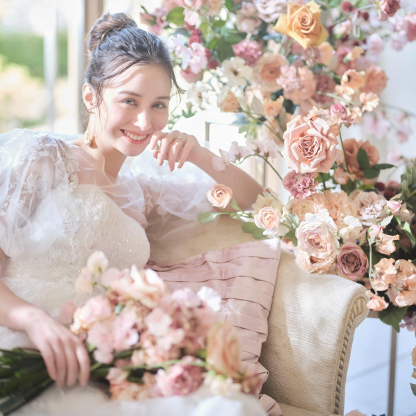 花嫁控室がパーティ会場に隣接しているため、移動もスムーズ*