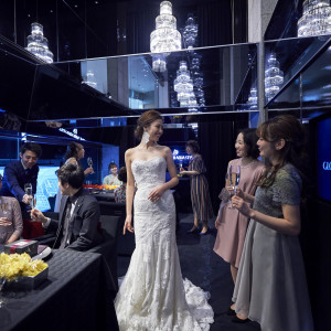 プレミアムラウンジは結婚式前にゲストと一緒にリラックスして過ごすウェルカムレセプションの会場としても|GLOVE WITH AQUA STYLE（グローヴ ウィズ アクアスタイル）の写真(53902014)