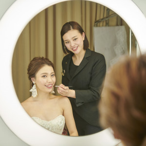 アクアスタイルのヘアメイクは新婦自身がイメージするヘアメイクはもちろん、まだ自分では気づいていない魅力を引き出してくれる|GLOVE WITH AQUA STYLE（グローヴ ウィズ アクアスタイル）の写真(53905994)