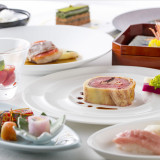 おもてなしのお料理は和洋折衷と洋食をご用意しています