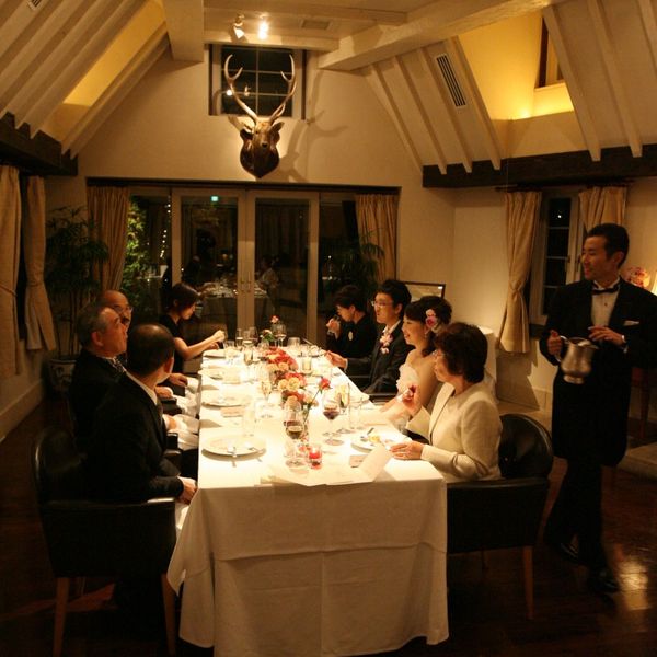家族だけのアットホームな会食会にぴったりの個室も。|オーベルジュ・ド・リル サッポロ (ひらまつウエディング)の写真(671295)