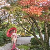 秋は紅葉の下で・・