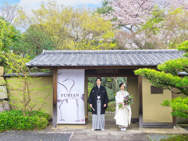 【庭園で叶える厳粛な式】日本庭園で行う趣の神前・人前式