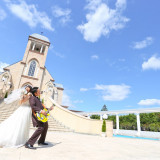 【先輩カップルレポート】
チャペルの大階段からは広い空が広がる
ふたりらしいテーマで結婚式をコーディネートしよう