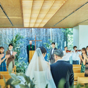 洗練された空間で、笑顔が映える挙式のひとときを|旧逓信省別館(きゅうていしんしょうべっかん 国登録有形文化財)の写真(57108434)