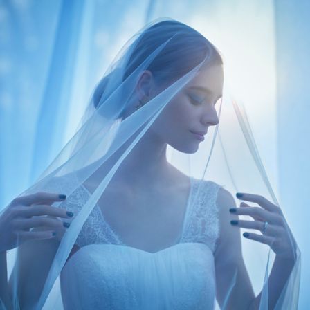 ハレの日にふさわしい、運命の一着。軽やかでやさしく広がるこだわりのドレスを纏って|旧逓信省別館（きゅうていしんしょうべっかん　国登録有形文化財）の写真(30915676)
